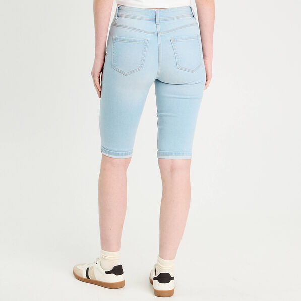 bermuda skinny en jean denim bleach femme Bermuda skinny en jean denim bleach femme