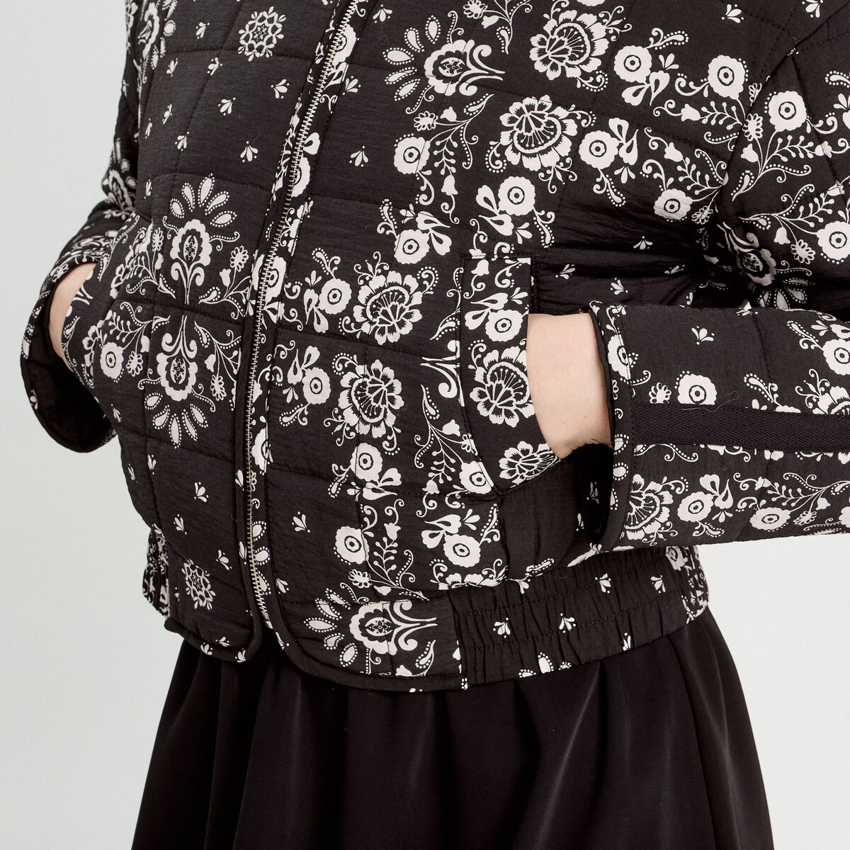 Veste matelass&eacute;e zipp&eacute;e noir femme