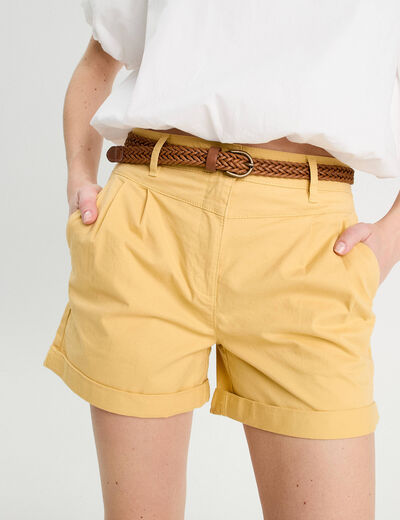 Short chino ceinturé jaune clair femme