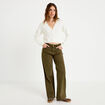 Jean bootcut en velours vert kaki femme
