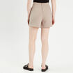 Short ajusté beige femme