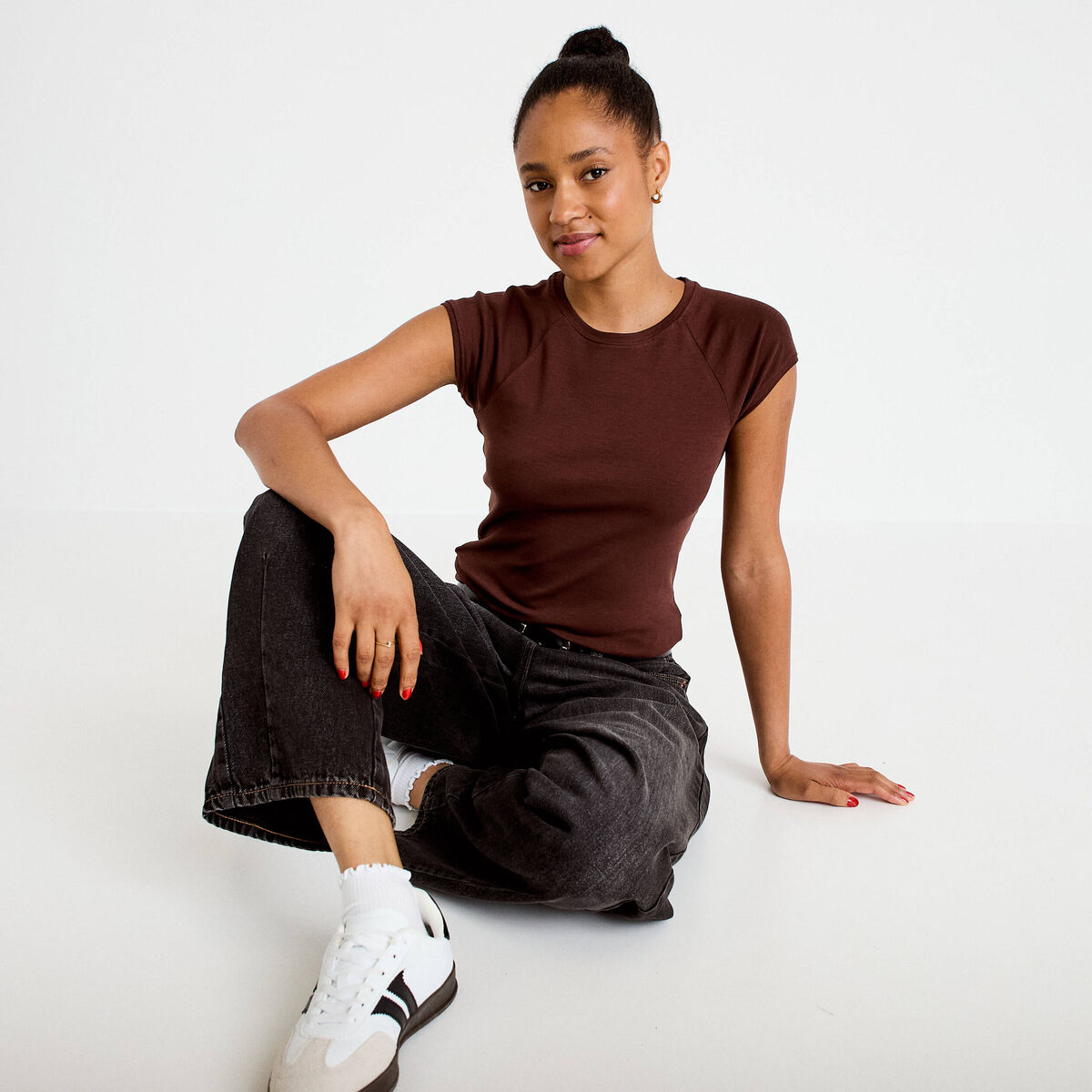 T-shirt manches courtes marron femme
