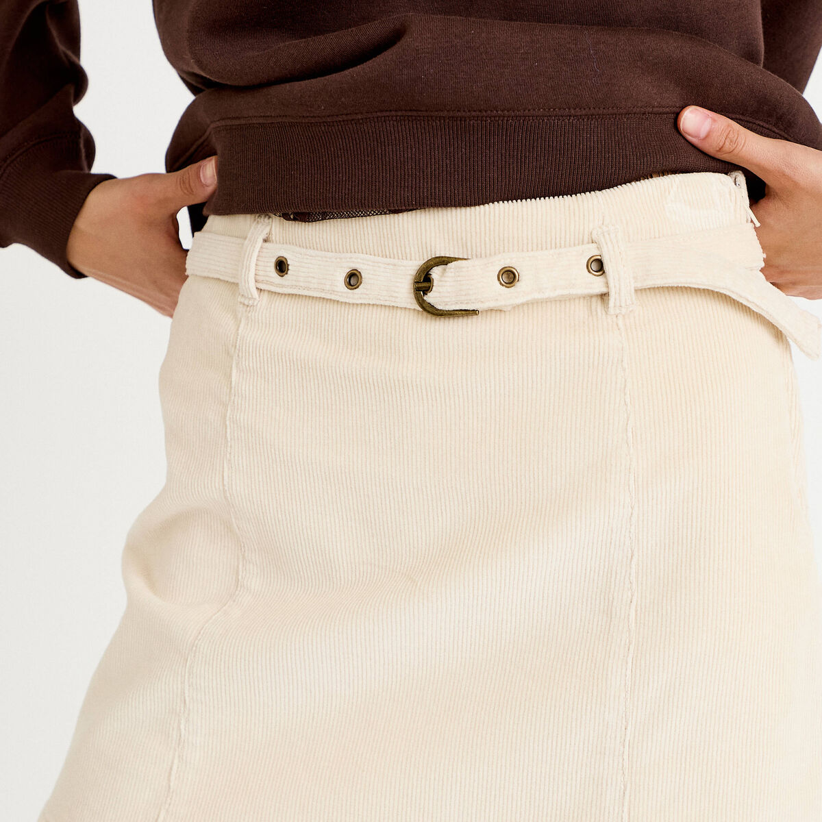 Jupe-short &eacute;vas&eacute;e velours ceinture ecru femme