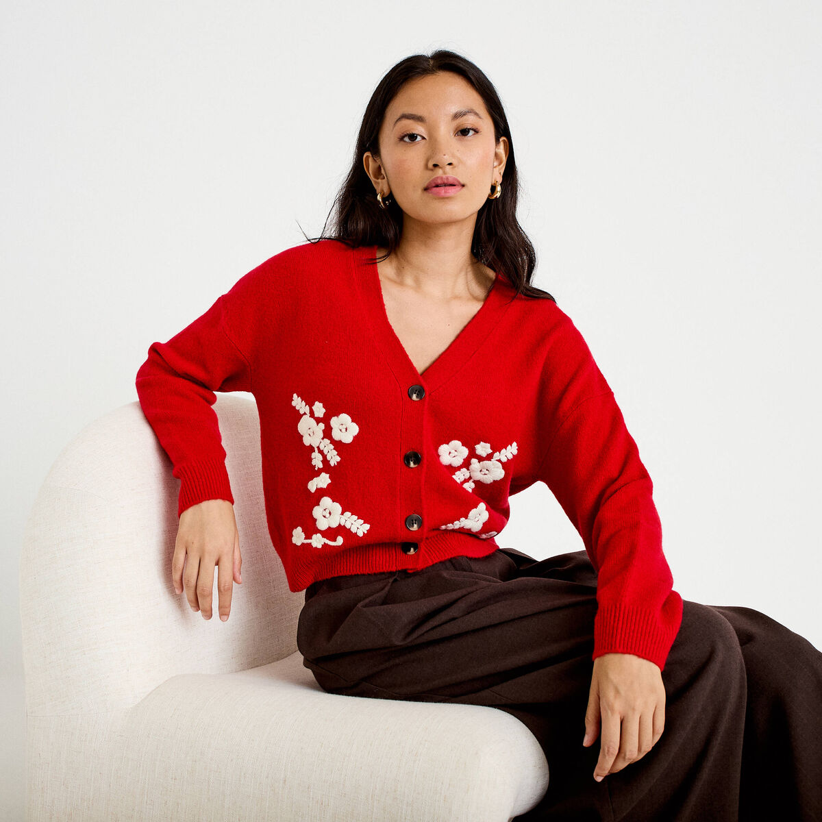 Gilet brod&eacute; col v manches longues rouge femme
