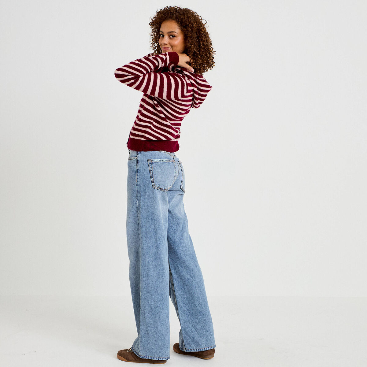 Gilet &agrave; capuche manches longues bordeaux femme