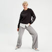 Sweat manches d&eacute;tails bijoux noir femme