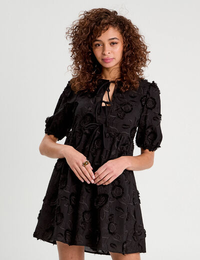 Robe évasée brodée noir femme
