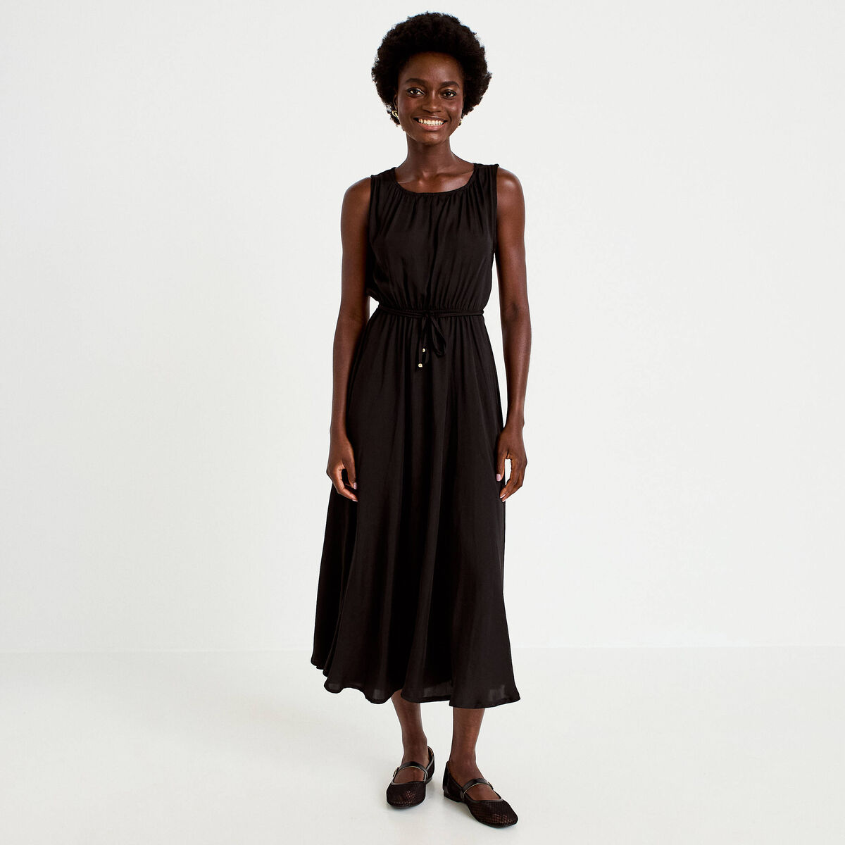 Robe longue &eacute;vas&eacute;e sans manches noir femme