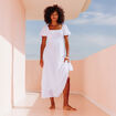 Robe longue évasée smockée blanc femme