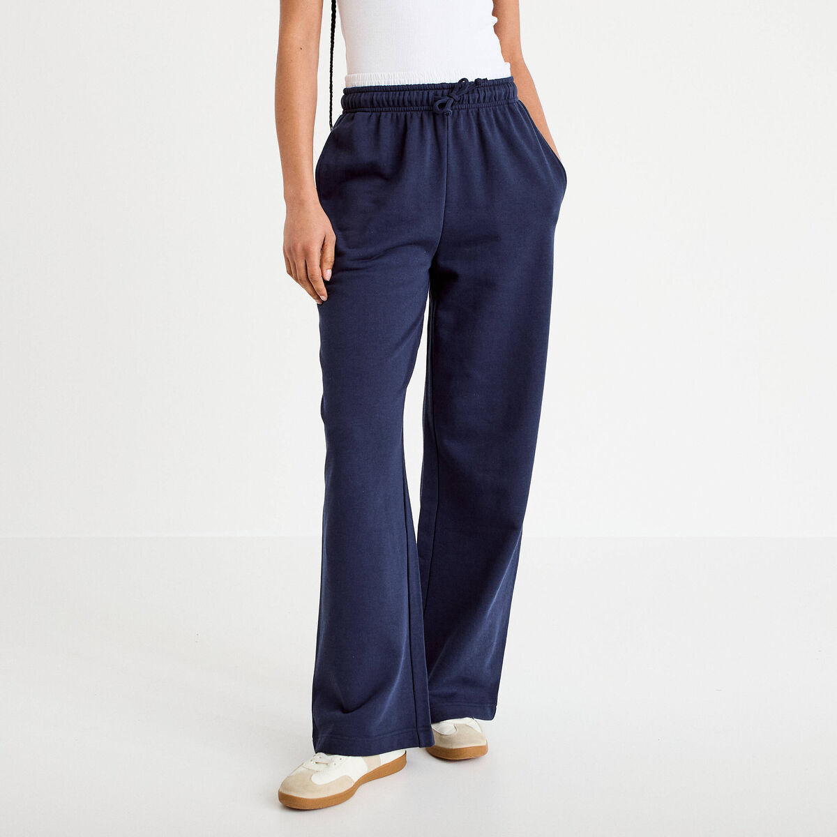 Pantalon large style jogging bleu marine femme
