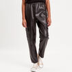 Pantalon cargo simili cuir noir femme