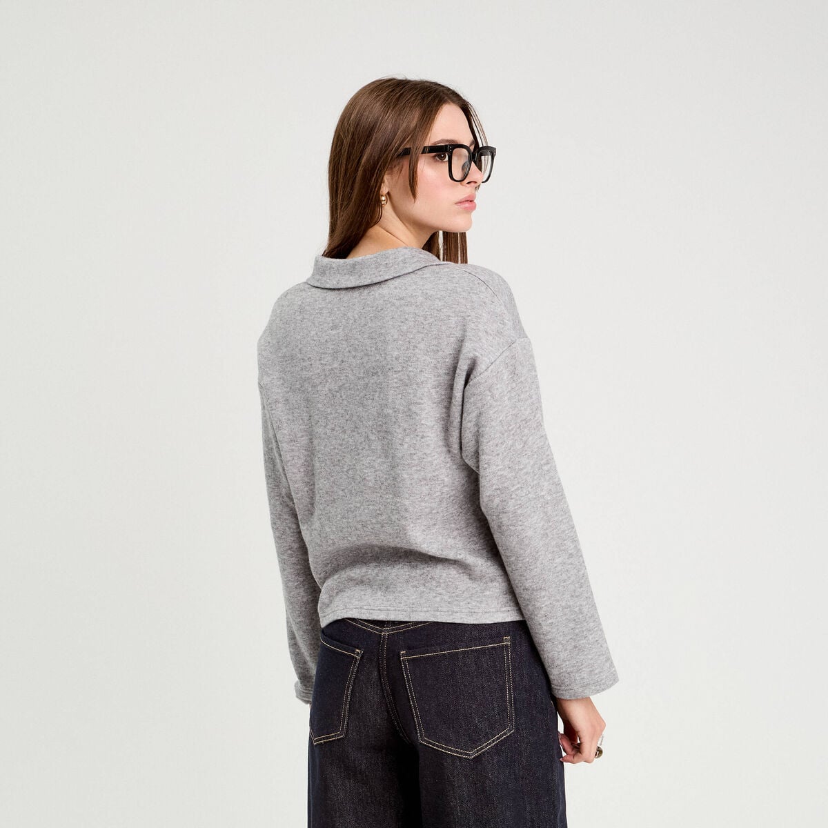 AUSELILY T-Shirt Manches Longues Femme Oversize – Pull Long Col Rond Avec Poches, Tunique Ample Confortable