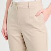 Pantalon carotte taupe femme