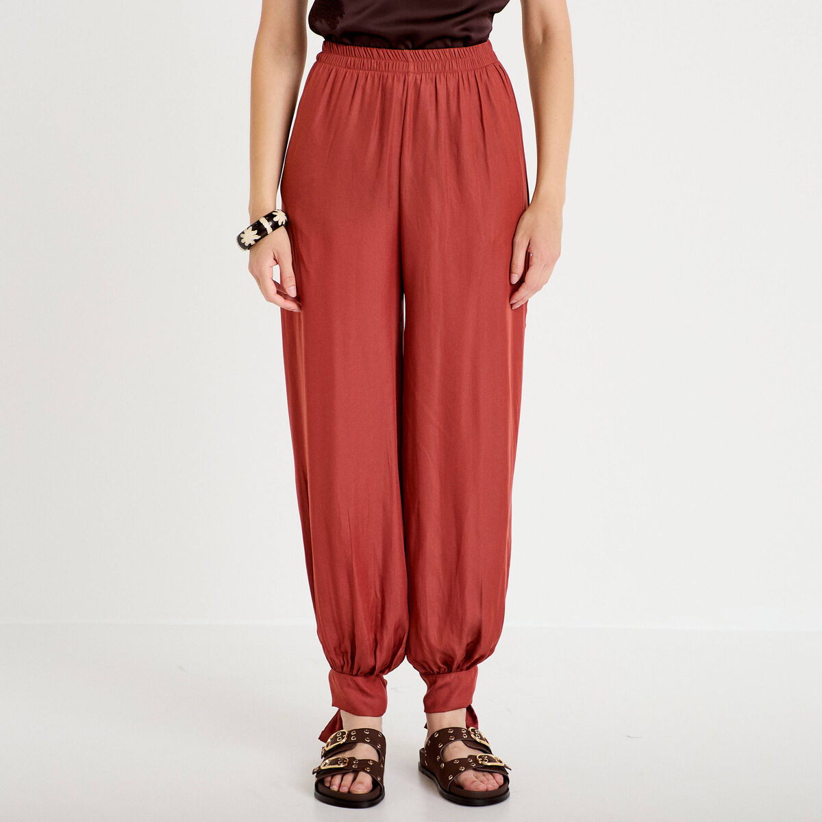 Pantalon large taille standard satin&eacute; vieux rose femme