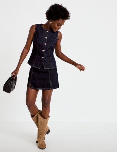 Gilet cintr&eacute; sans manches en jean denim brut femme