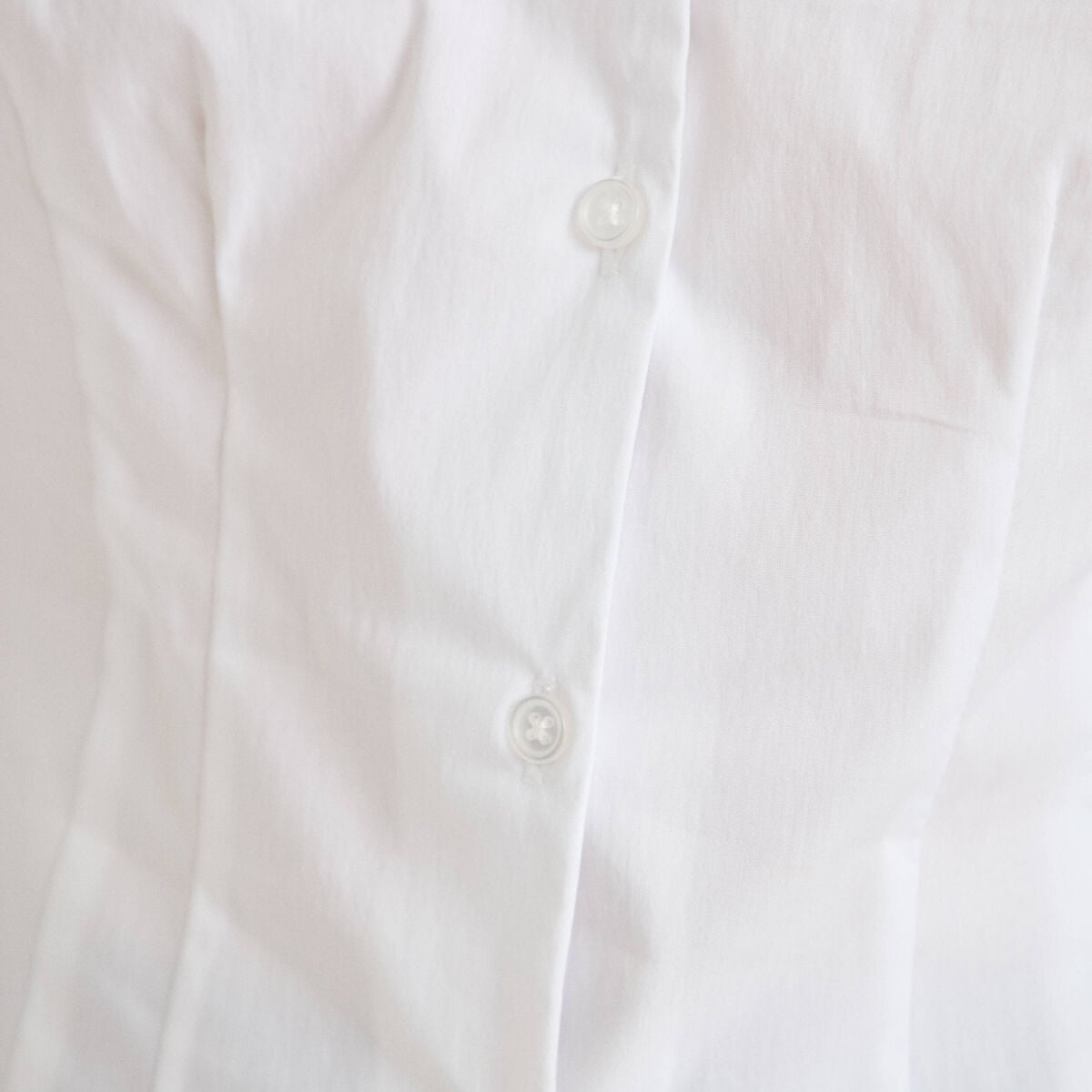 Chemise cintr&eacute;e manches longues ecru femme