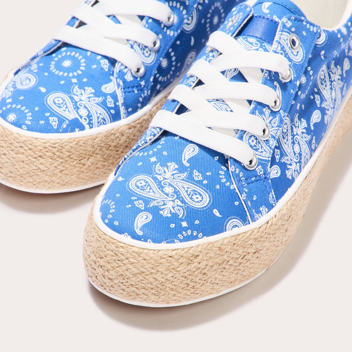 Espadrilles plates noir femme