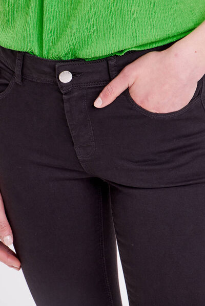 Pantacourt slim 5 poches noir femme