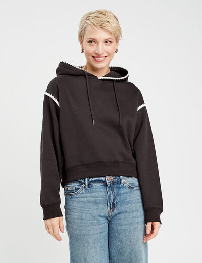 Sweat à capuche détails brodés noir femme