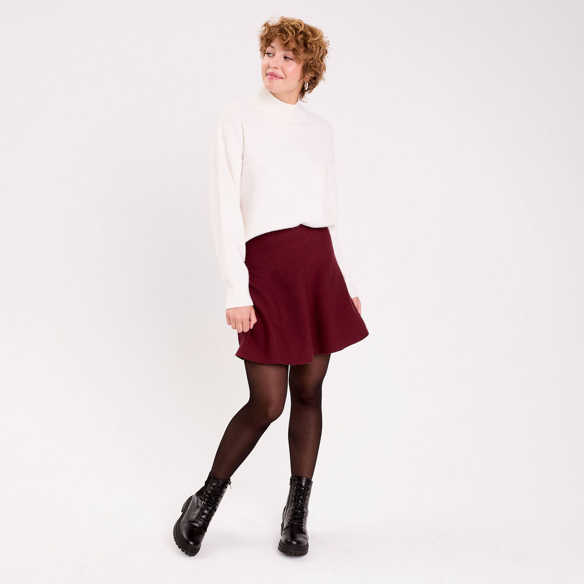 Jupe &eacute;vas&eacute;e en maille bordeaux femme