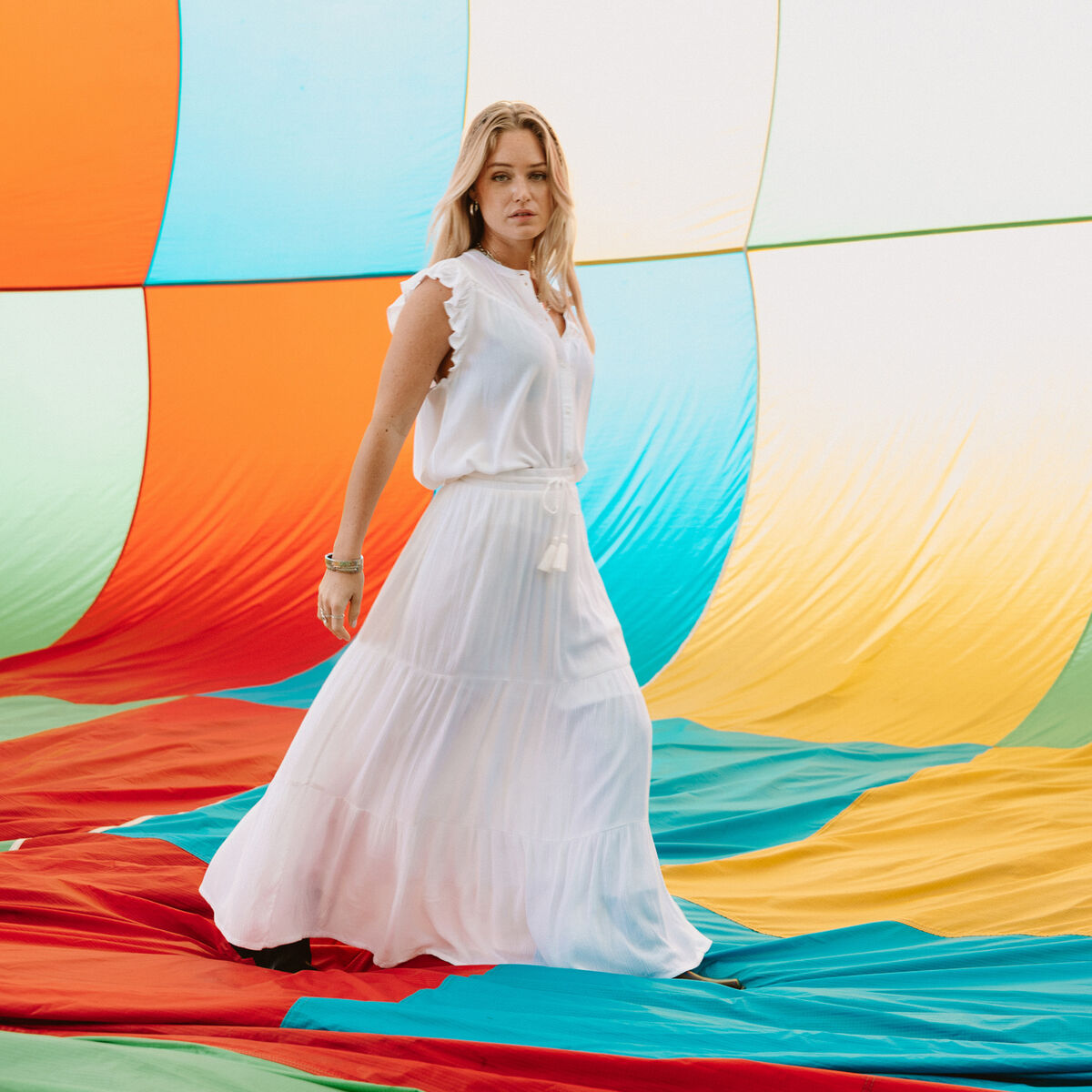 Jupe longue pliss&eacute;e &eacute;vas&eacute;e blanc femme