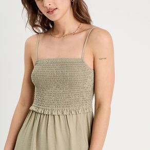 robe midi evasee smockee vert kaki femme Robe midi évasée smockée vert kaki femme
