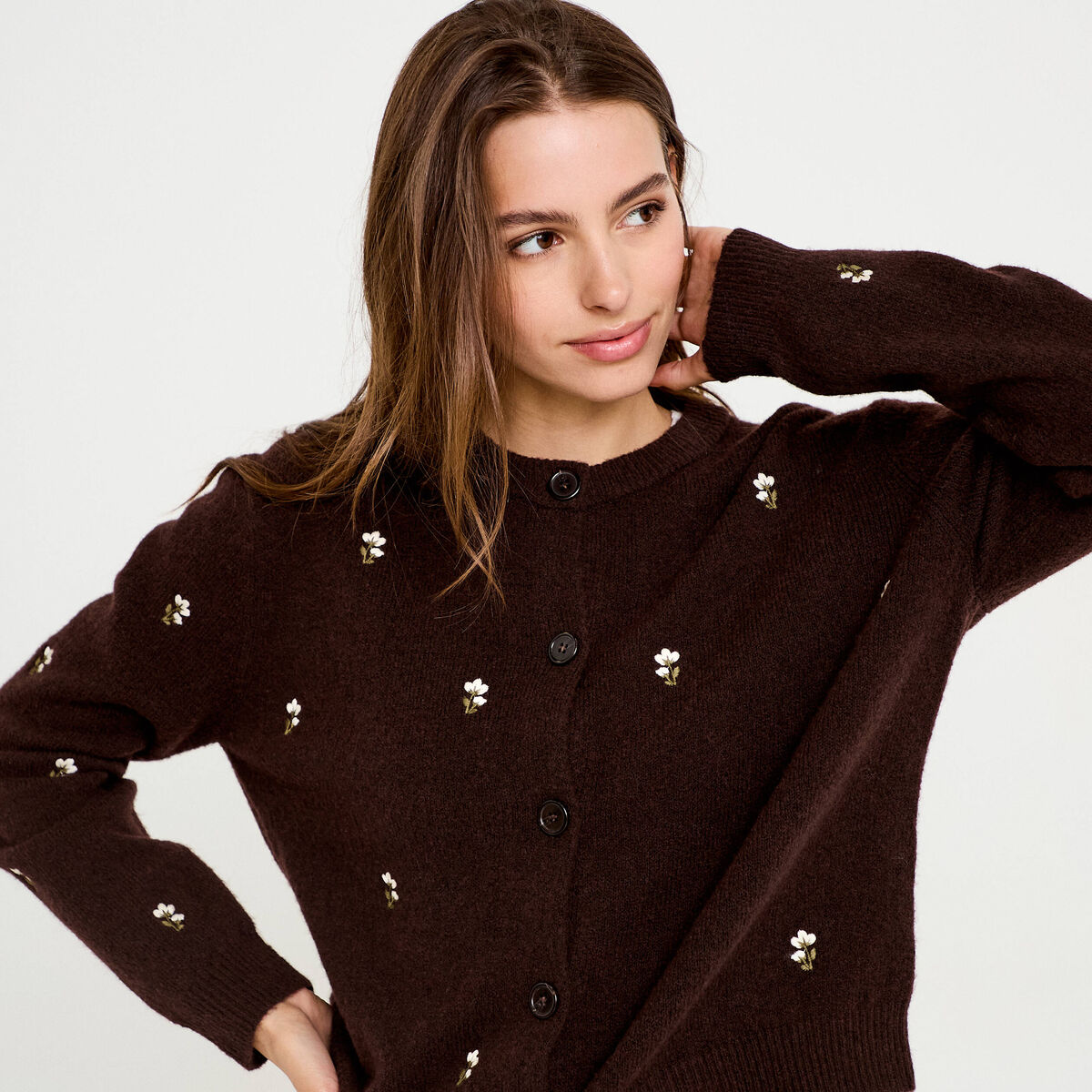Gilet manches longues broderies col rond marron fonc&eacute; femme