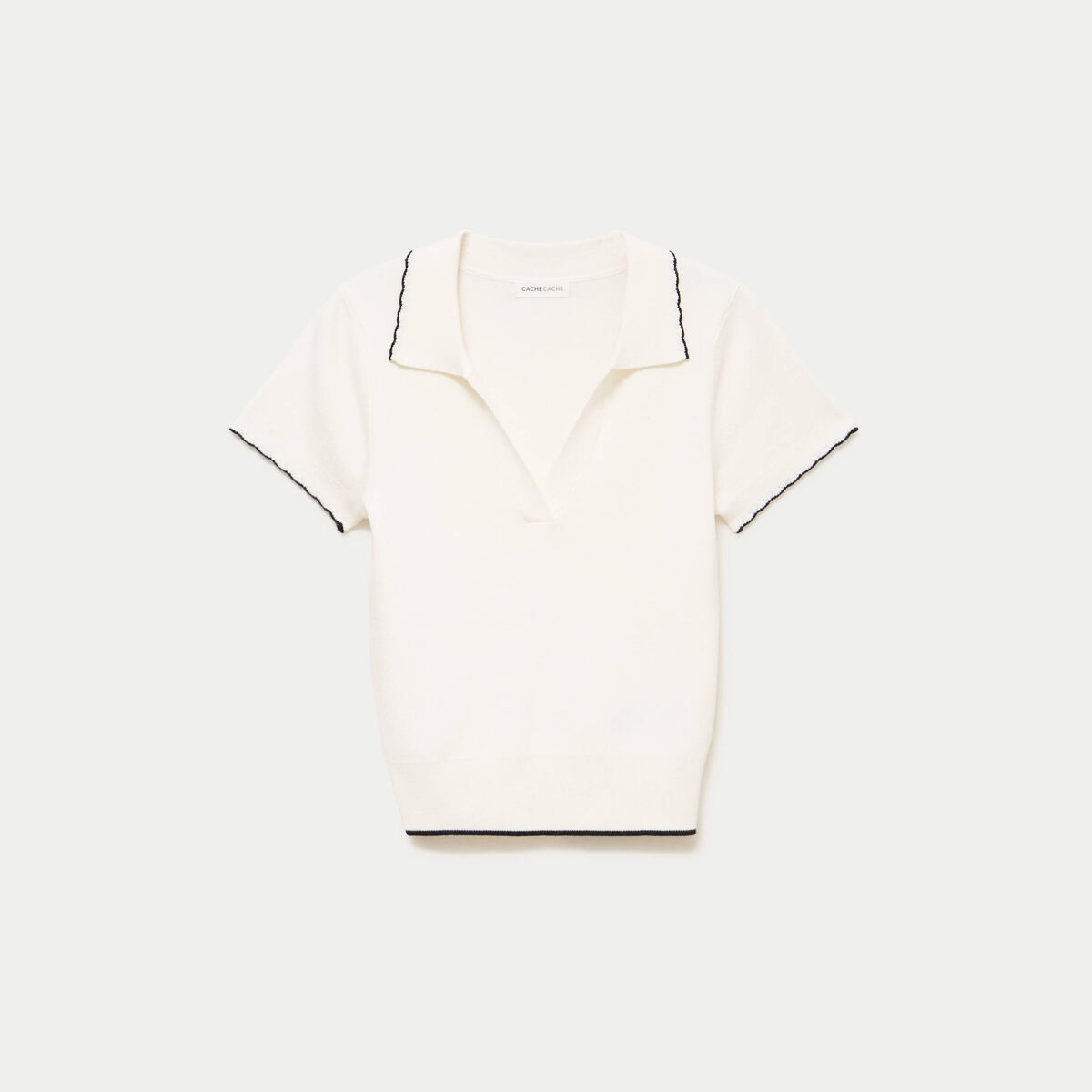 Polo ajust&eacute; manches courtes col chemise ecru femme