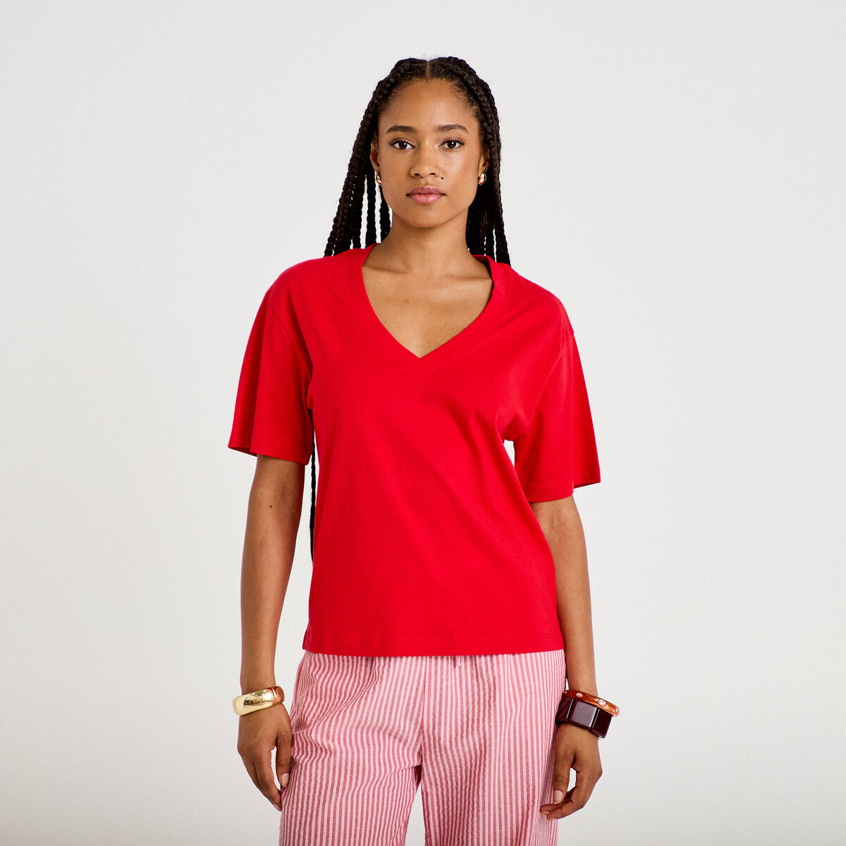 T-shirt col v manches courtes rouge femme