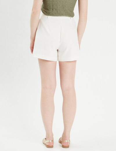 Short ajusté avec pinces ecru femme