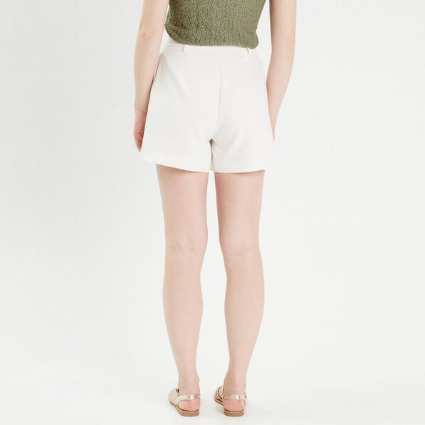 short ajuste avec pinces ecru femme Short ajusté avec pinces ecru femme