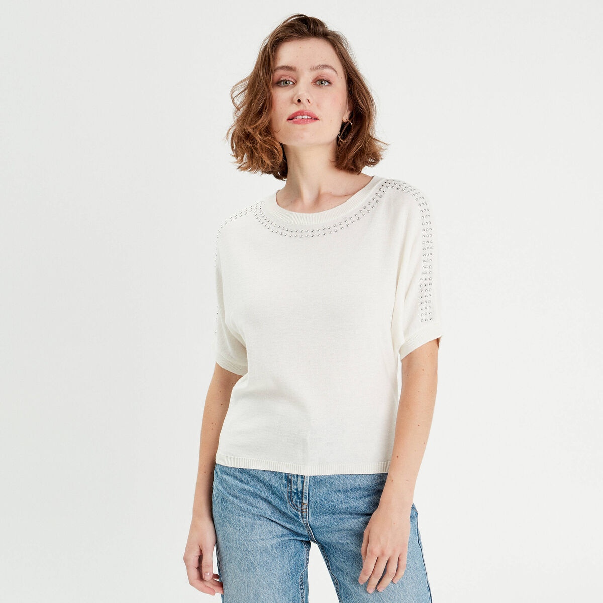 Pull manches courtes clous ecru femme