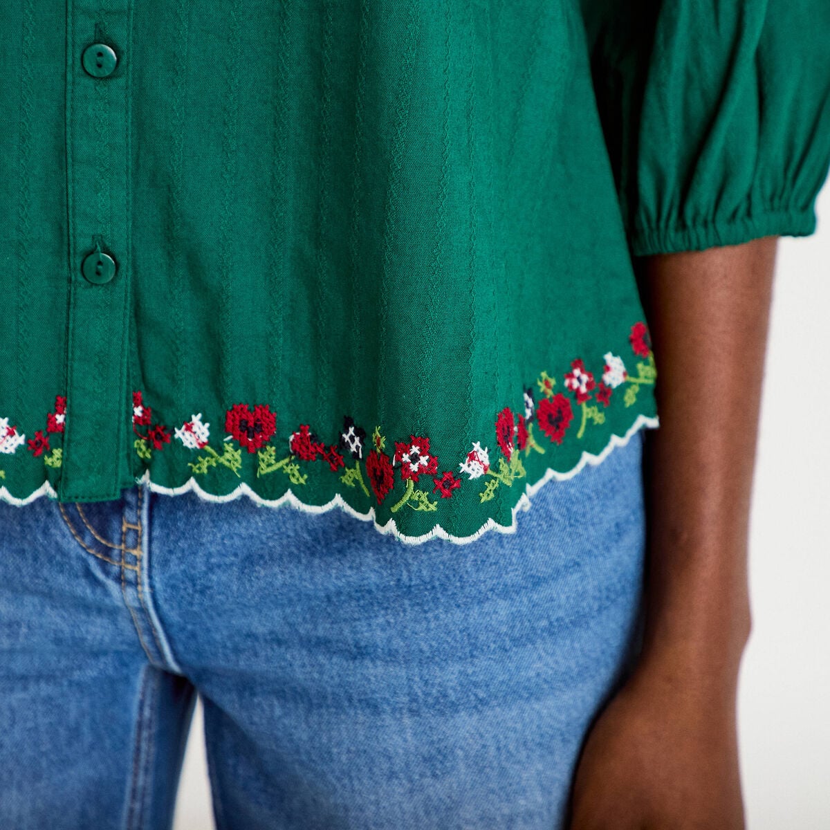 Blouse broderie col v manches 3/4 vert fonc&eacute; femme