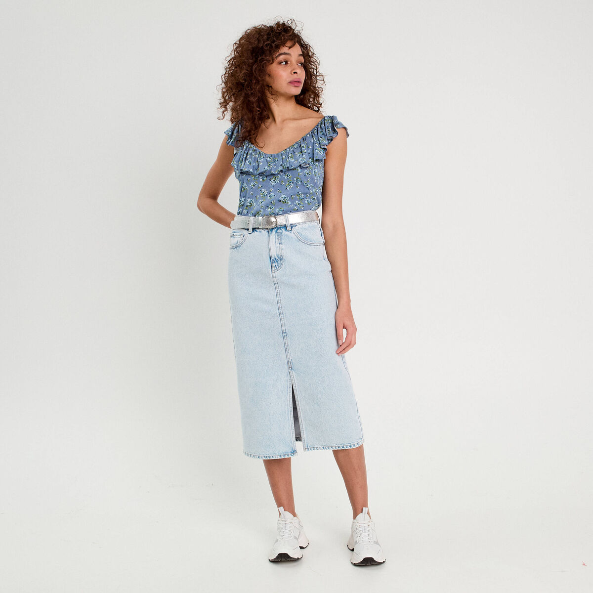 Blouse col volants bleu fonc&eacute; femme