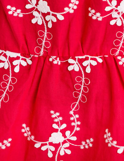 Blouse col v manches courtes brod&eacute;e rouge femme