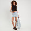 Short droit en jean rose clair femme