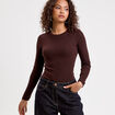 T-shirt manches longues cintré marron foncé femme