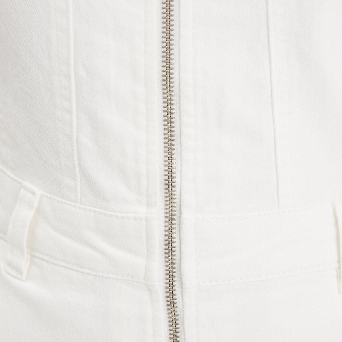 Combishort zippée en jean ecru femme