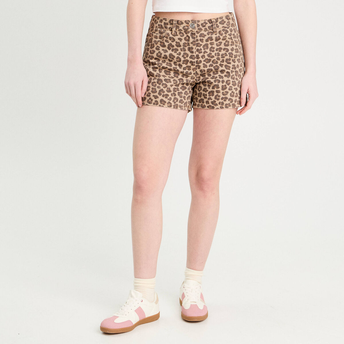 Short large en jean beige femme