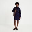 Robe courte droite en jean brod&eacute;e bleu marine femme