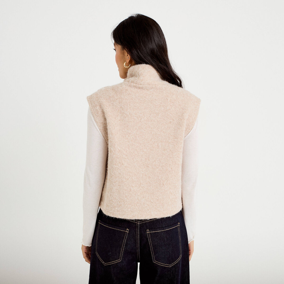 Pull droit sans manches col montant sable femme