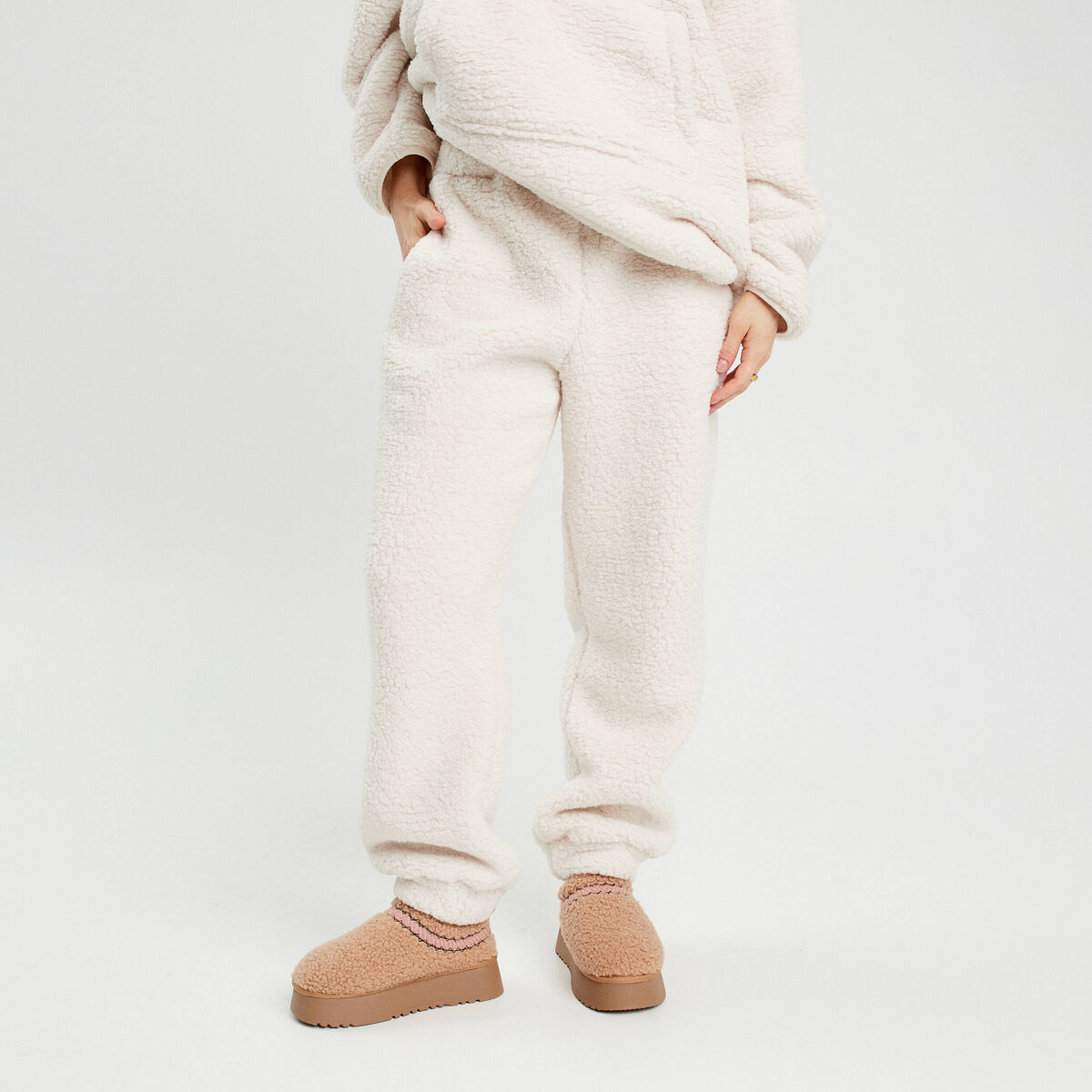 Pantalon effet polaire ecru femme