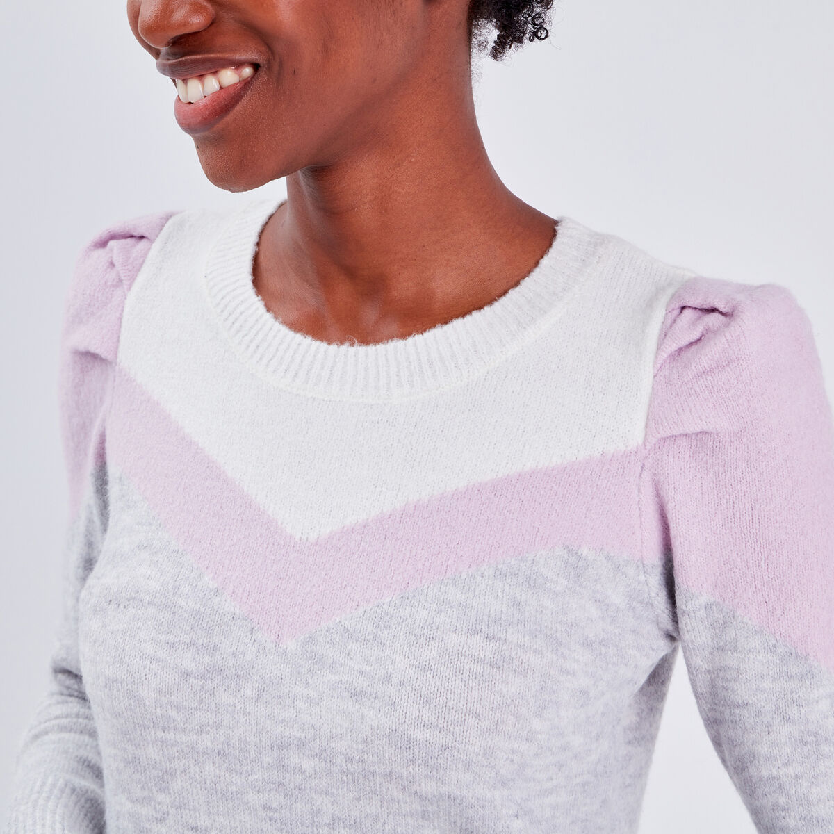 Pull épaules froncées gris clair femme
