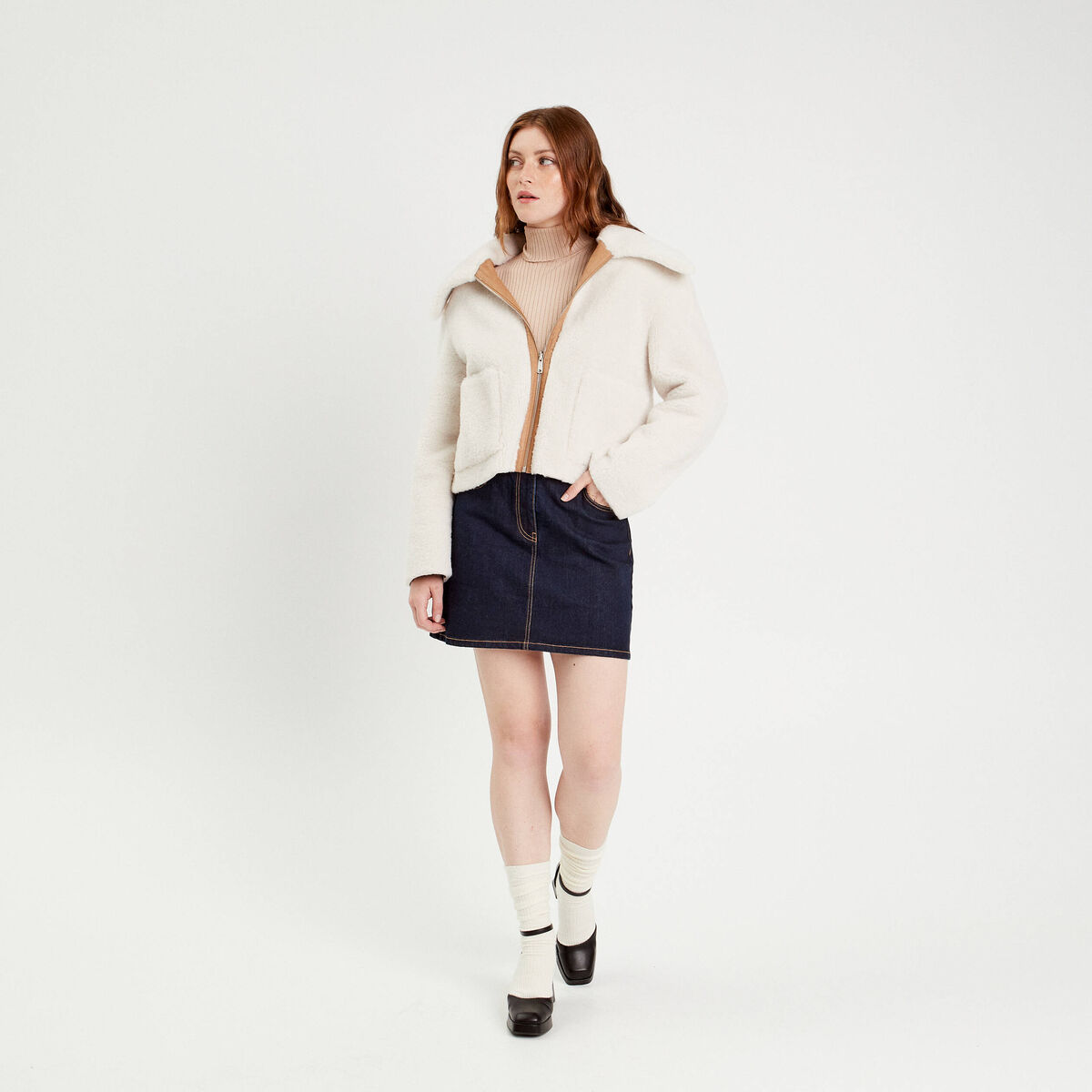Jupe droite courte en jean denim brut femme