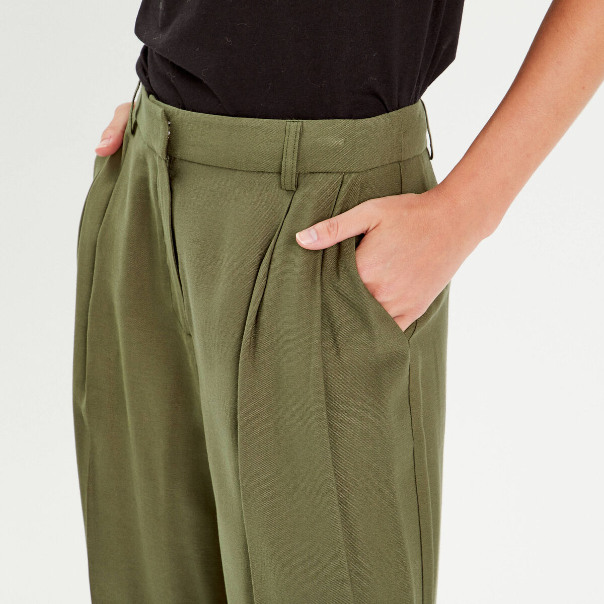 Pantalon large avec pinces vert kaki femme