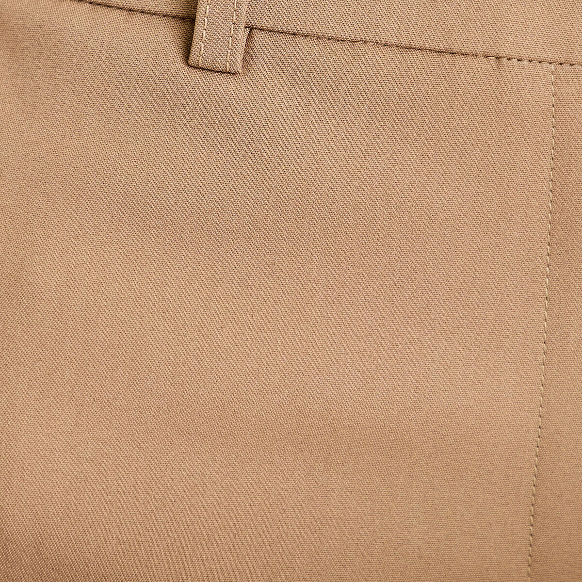 Pantalon cigarette ceintur&eacute; beige femme