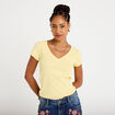 T-shirt ajust&eacute; col v manches courtes jaune clair femme