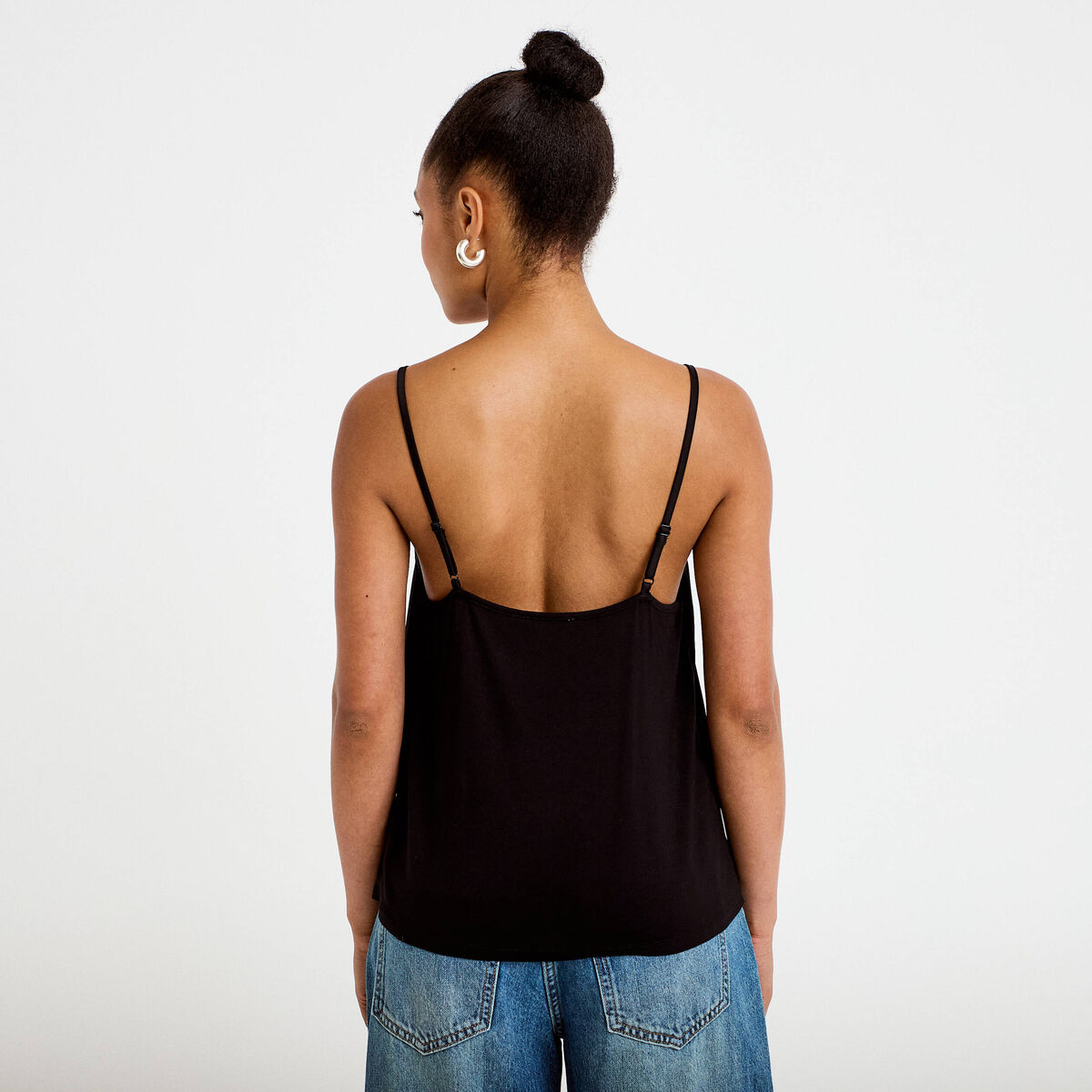 D&eacute;bardeur ajust&eacute; d&eacute;collet&eacute; dentelle noir femme