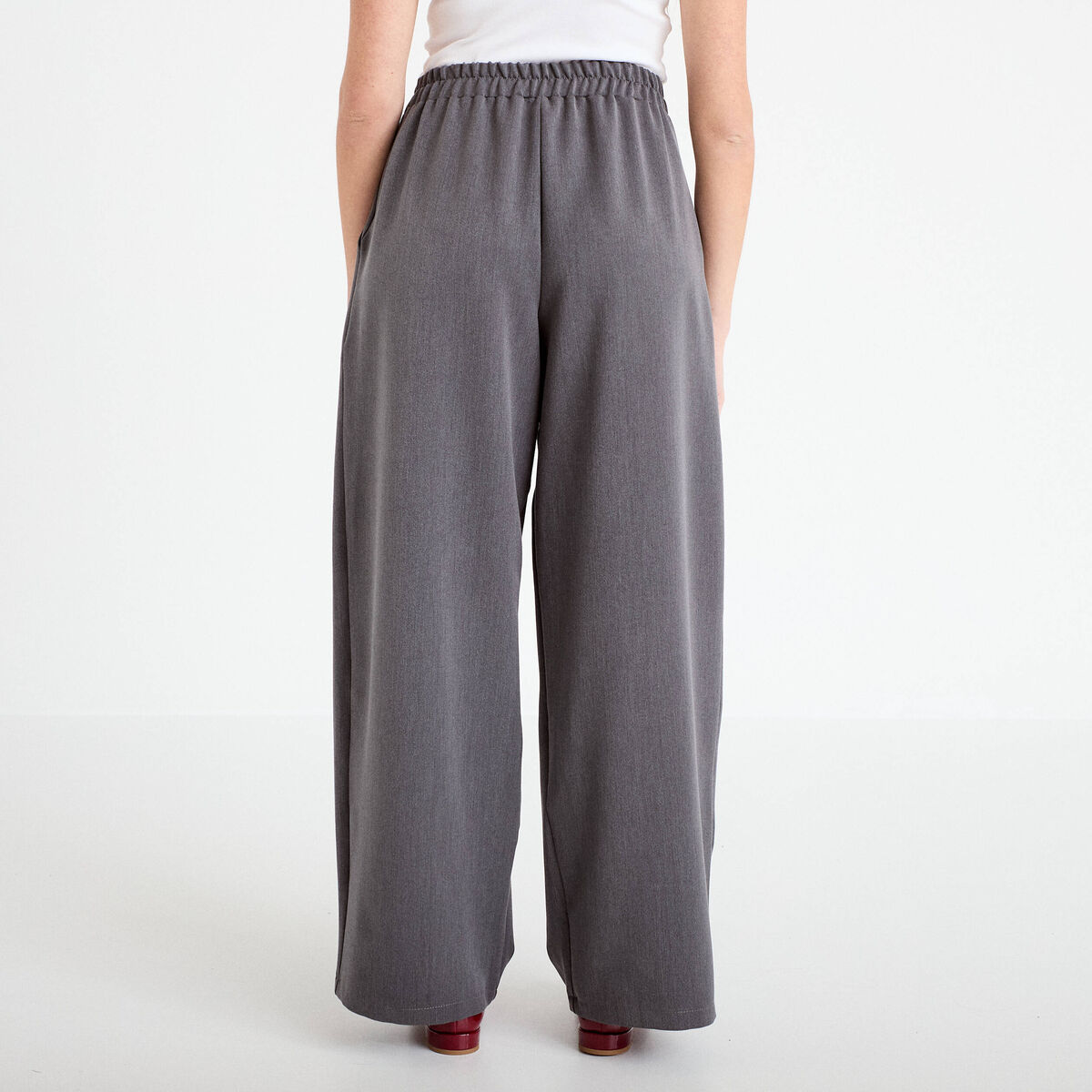 Pantalon large taille haute gris fonc&eacute; femme