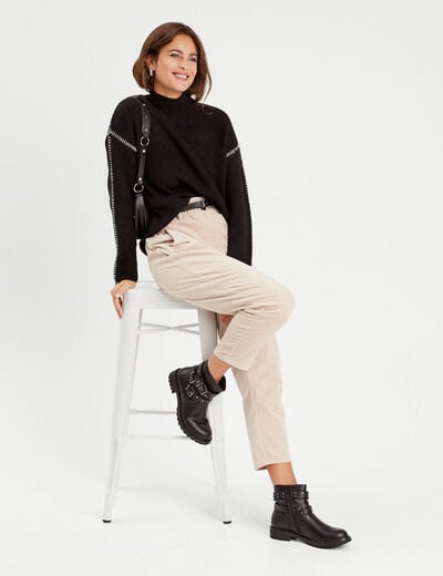 Pull brodé col montant noir femme